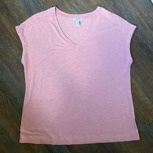 Jessica Simpson pink Vneck top